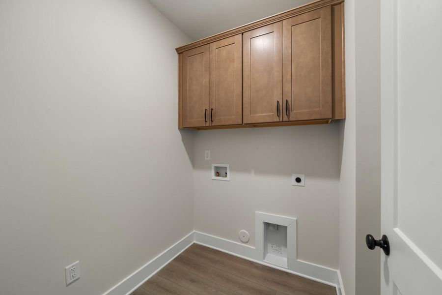 Spacious, unfurnished interior of a new home in Fiddler's Ridge, Advance (Image 22).