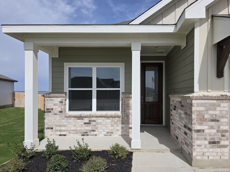 Exterior details and patio area of a home in Saddlebrook Ranch, Schertz (Image 19).