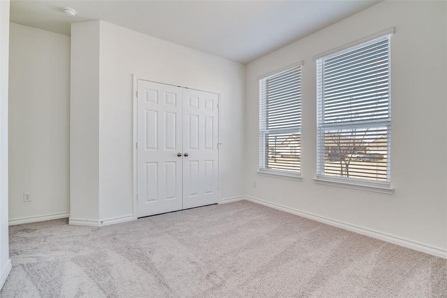 Spacious, unfurnished interior of a new home in Heartland, Crandall (Image 18).