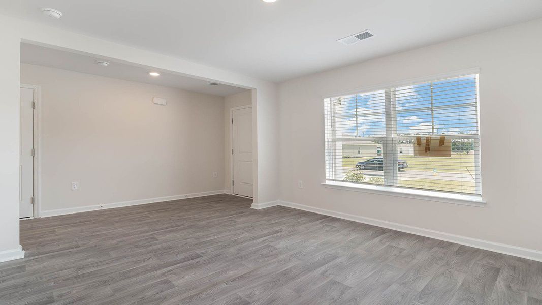 Spacious, unfurnished interior of a new home in Dove Crossing, Conway (Image 23).