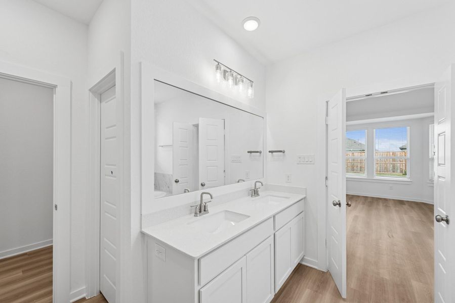 Furnished interior view inside a new home in Summerview, Fulshear (Image 12). Furnished interior view inside a new home in Summerview, Fulshear (Image 12).