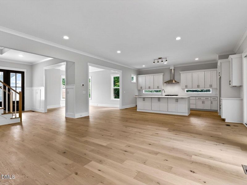010-1280x960-open-living 010-1280x960-open-living
