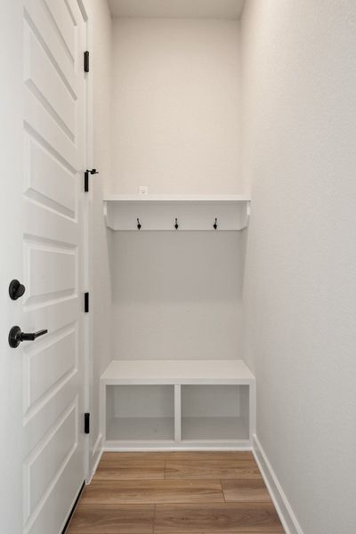 Spacious, unfurnished interior of a new home in Lariat, Liberty Hill (Image 42).