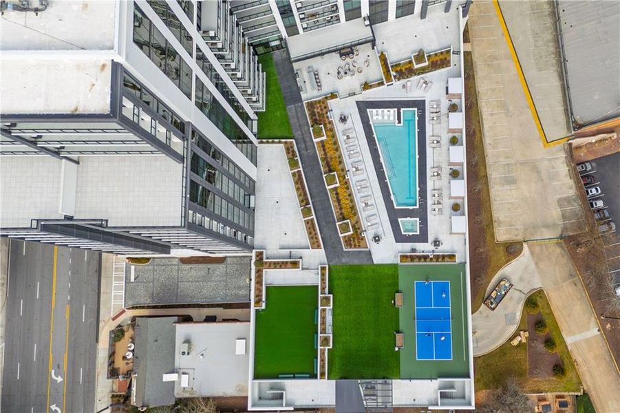 Community amenities in The Dillon Buckhead, Atlanta (Image 52).