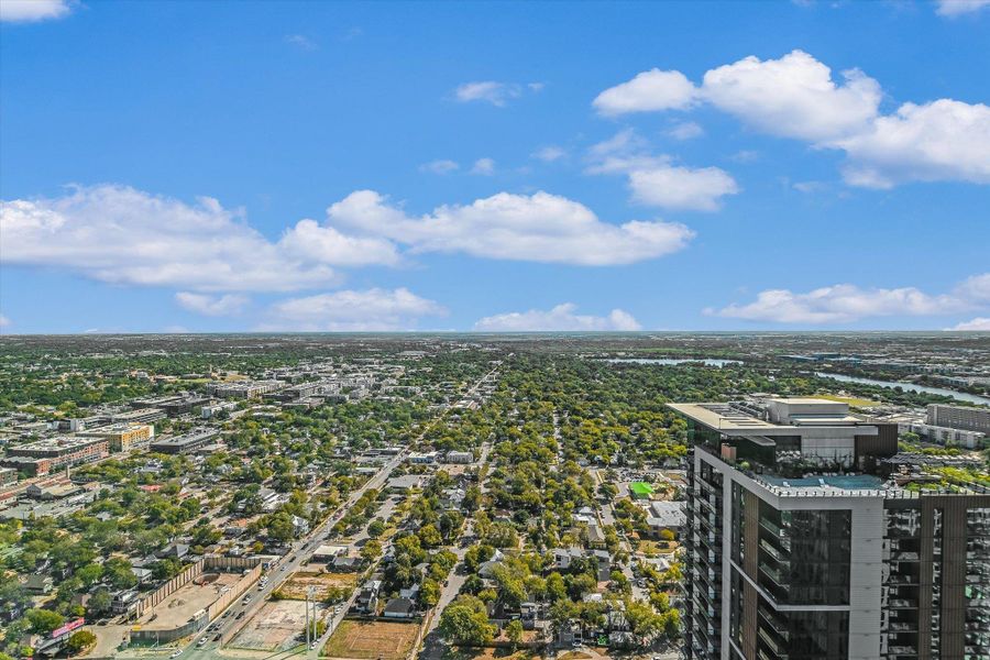 Image 32 of a home in .