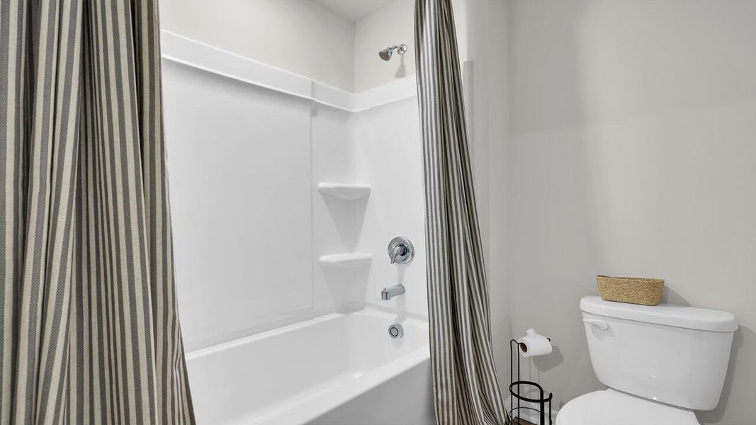 Furnished interior view inside a new home in The Cove at Mallard Crossing, Summerville (Image 33). Furnished interior view inside a new home in The Cove at Mallard Crossing, Summerville (Image 33).