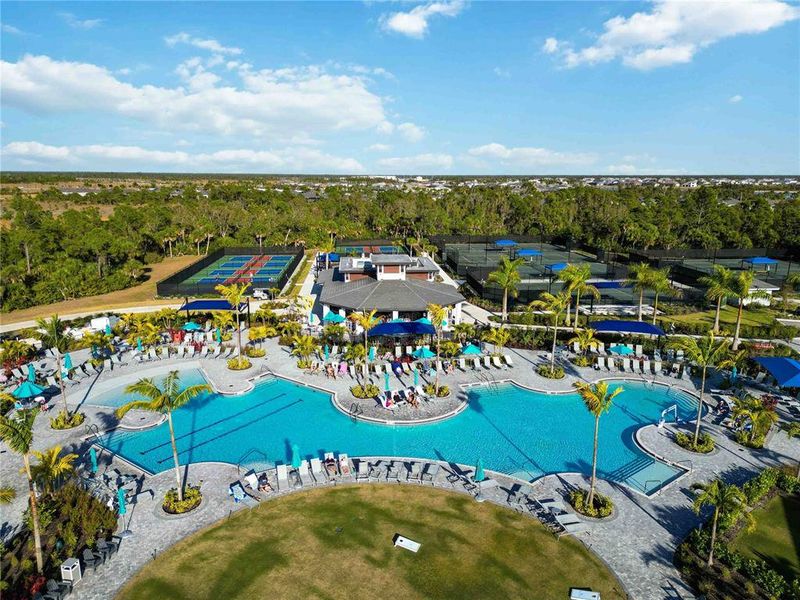 Image 26 of a home in Wellen Park Golf & Country Club.