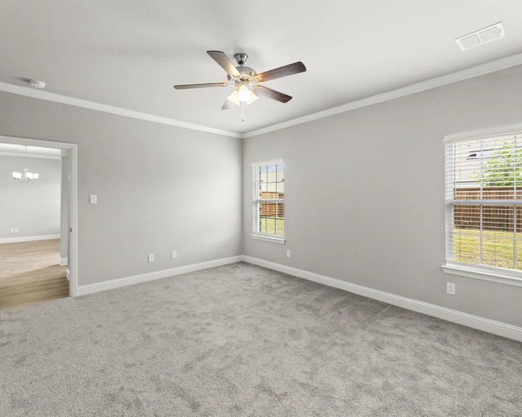 Representative unfurnished interior of a home built from the Nevada by BLUEHAVEN Homes in Lakepointe, Lavon (Image 24).