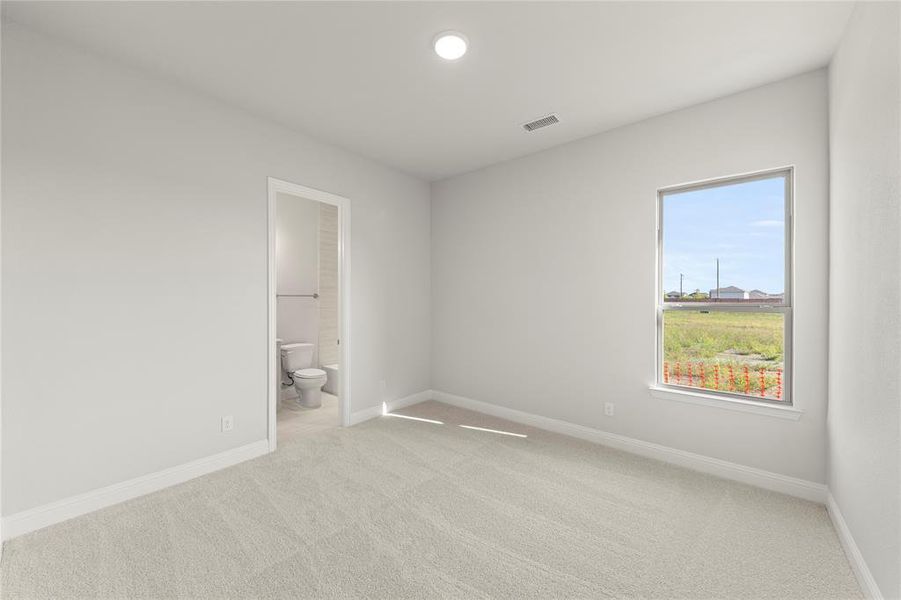 Spacious, unfurnished interior of a new home in River Ranch, Van Alstyne (Image 26). Spacious, unfurnished interior of a new home in River Ranch, Van Alstyne (Image 26).