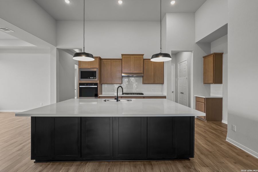 Furnished interior view inside a new home in Homestead, Schertz (Image 11).