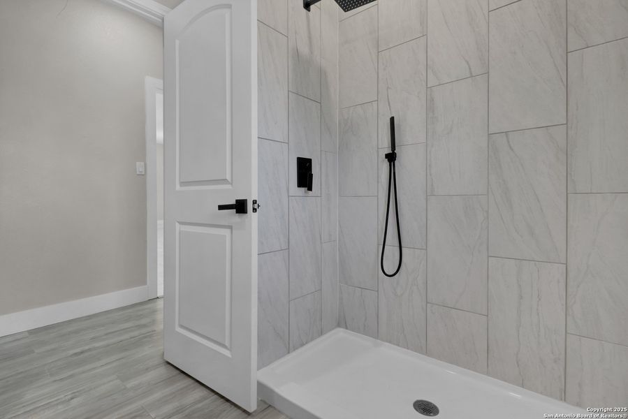 Furnished interior view inside a new home in , Lytle (Image 17). Furnished interior view inside a new home in , Lytle (Image 17).