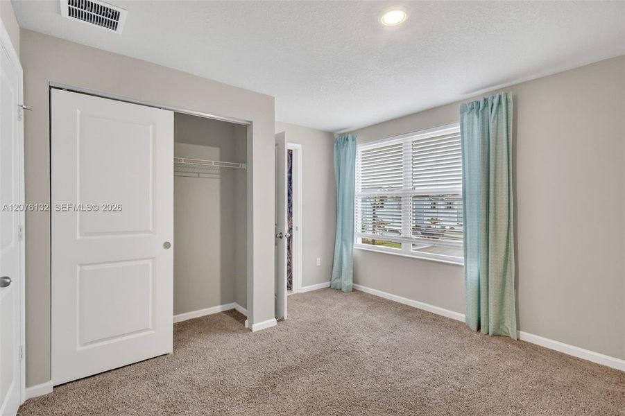 Spacious, unfurnished interior of a new home in , Stuart (Image 31).