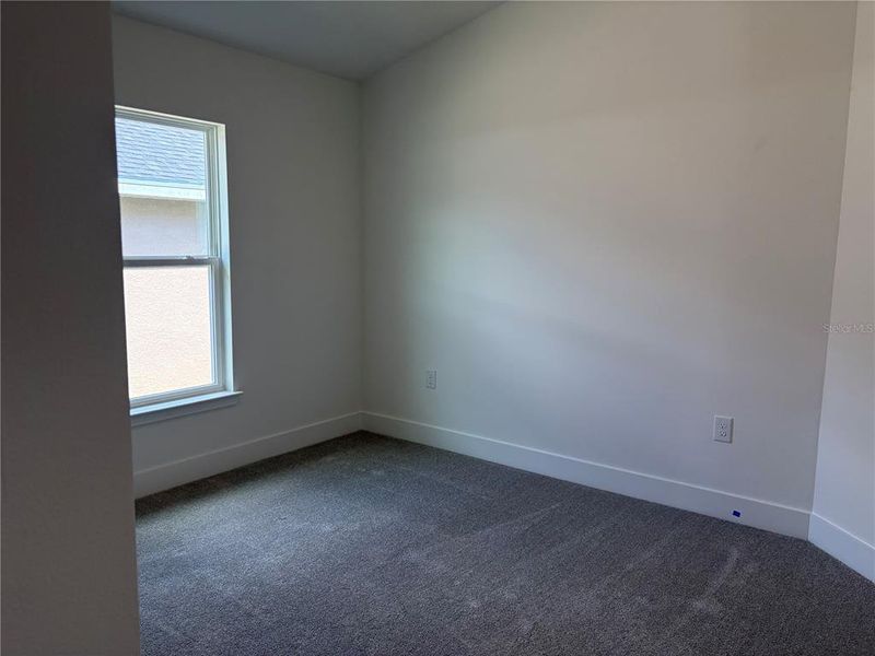 Spacious, unfurnished interior of a new home in Arbor Park, Leesburg (Image 12).