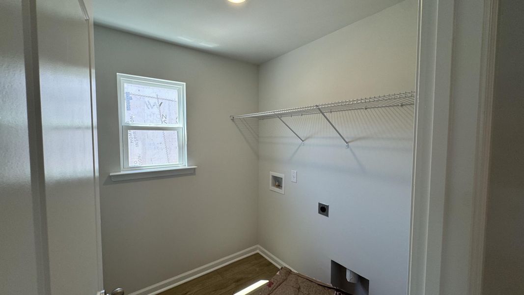 Spacious, unfurnished interior of a new home in Watson Hill, Summerville (Image 24).