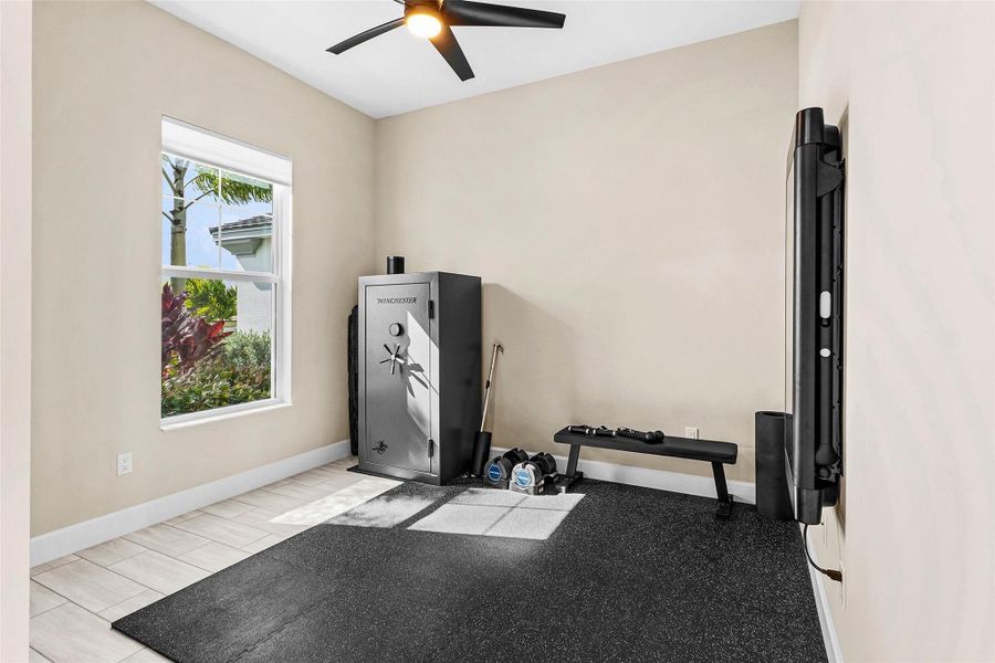 DEN/OFFICE/FLEX ROOM