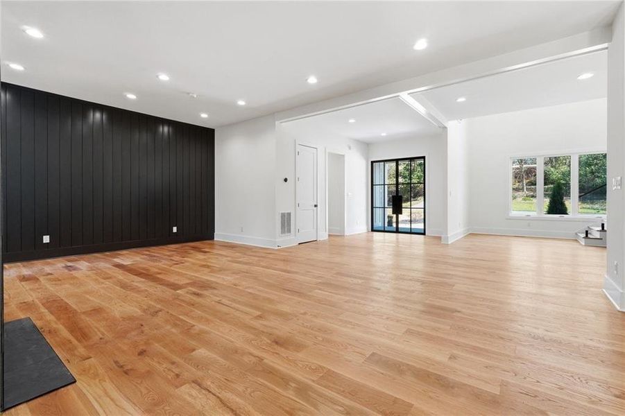 Spacious, unfurnished interior of a new home in , Atlanta (Image 23).