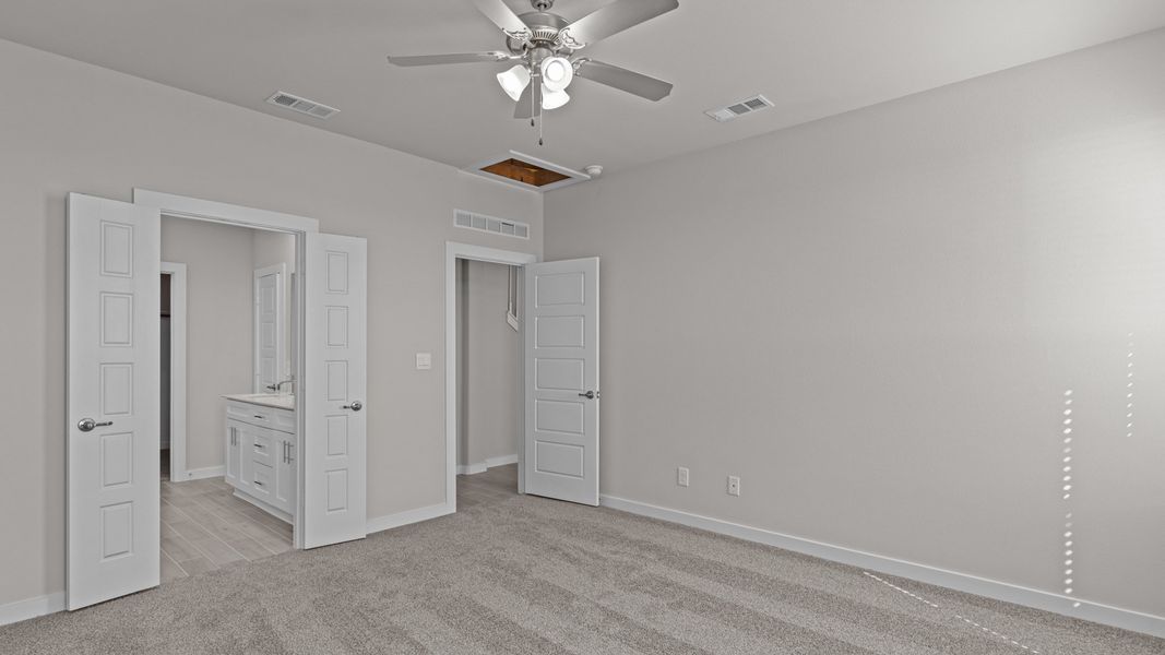 Representative unfurnished interior of a home built from the REDROCK by D.R. Horton in Northwest Passage, Midland (Image 14). Representative unfurnished interior of a home built from the REDROCK by D.R. Horton in Northwest Passage, Midland (Image 14).
