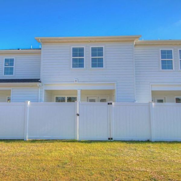 Exterior details and patio area of a home in Jackson Towne, Murfreesboro (Image 19).
