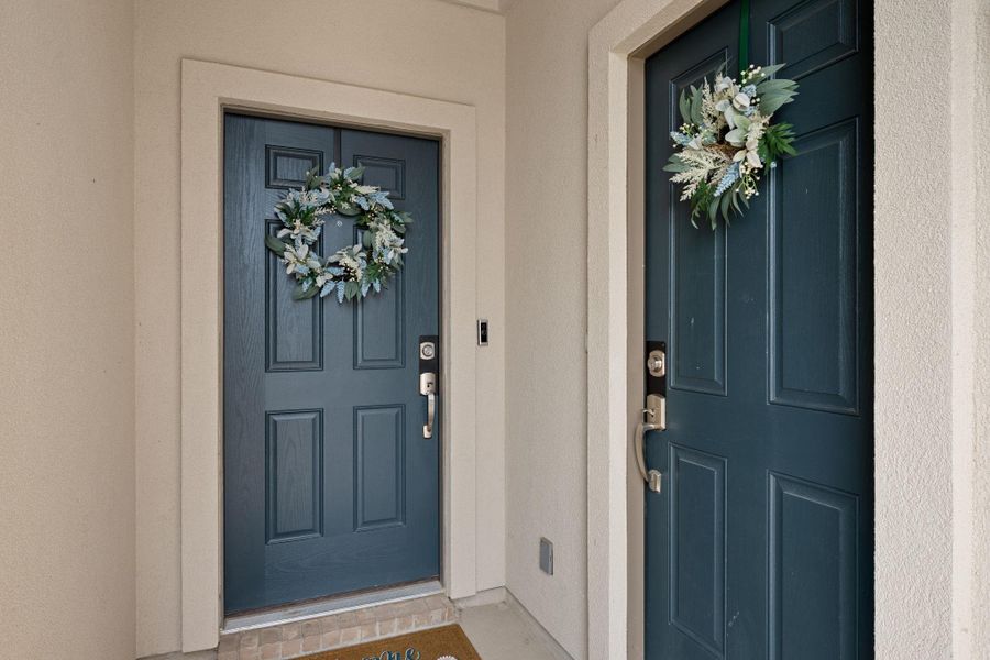 Exterior details and patio area of a home in Thunder Rock, Marble Falls (Image 3).