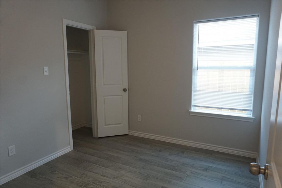Spacious, unfurnished interior of a new home in , Willis (Image 13).