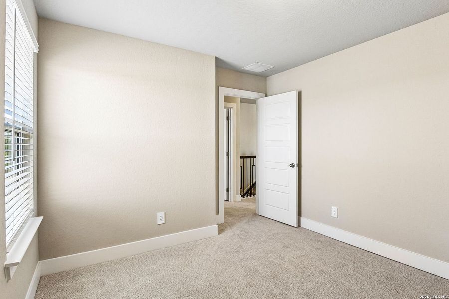 Spacious, unfurnished interior of a new home in Stetson Ridge, Marion (Image 41).