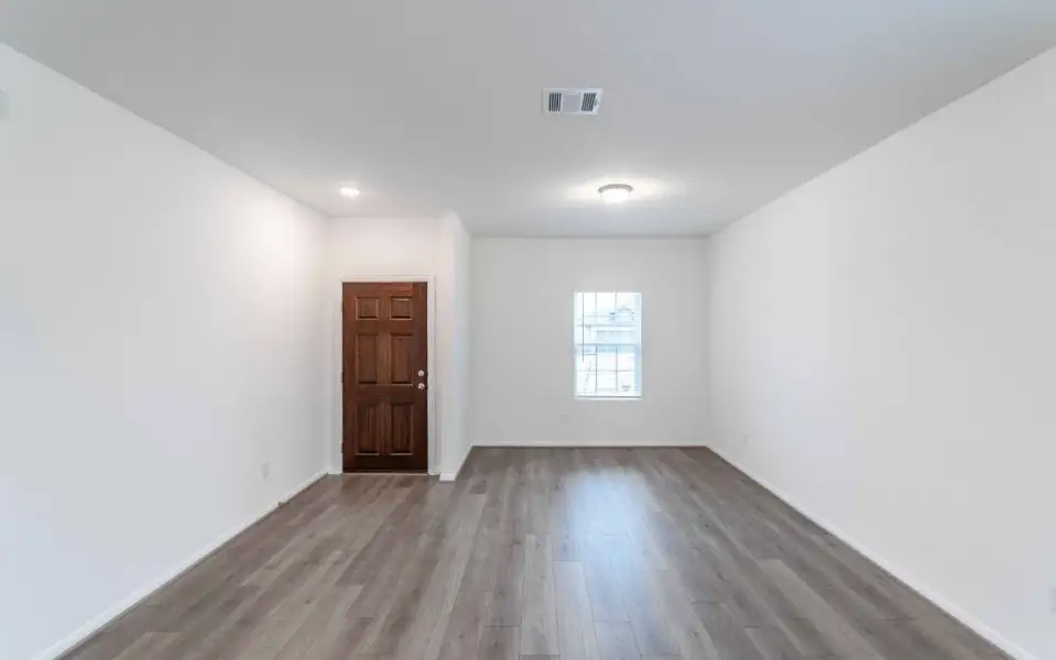 Spacious, unfurnished interior of a new home in Briarwood, Elgin (Image 9). Spacious, unfurnished interior of a new home in Briarwood, Elgin (Image 9).