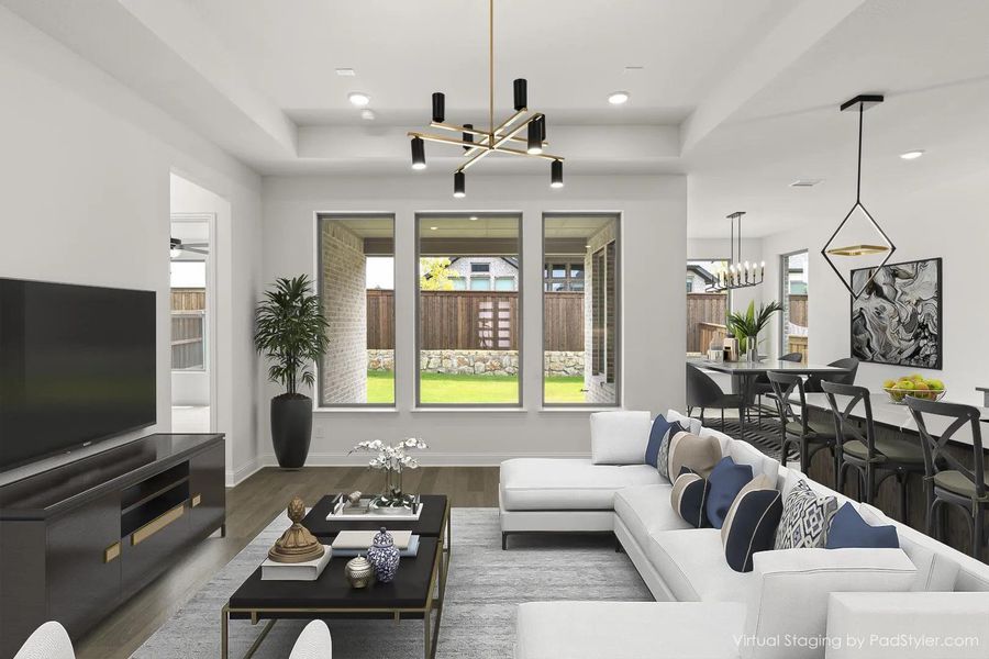 Emilia A Family room