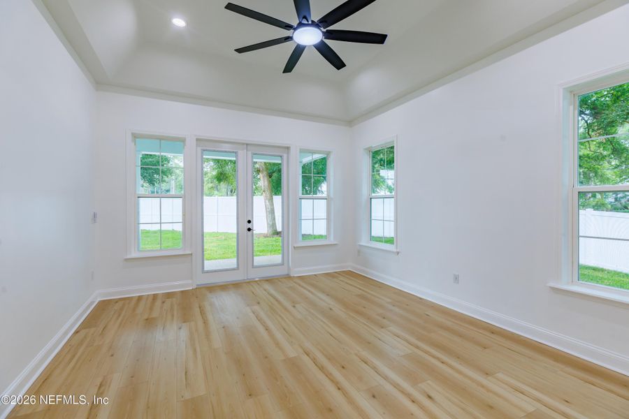 Spacious, unfurnished interior of a new home in , Jacksonville (Image 22).