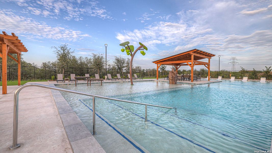 Community amenities in Bollinger, Maxwell (Image 25).