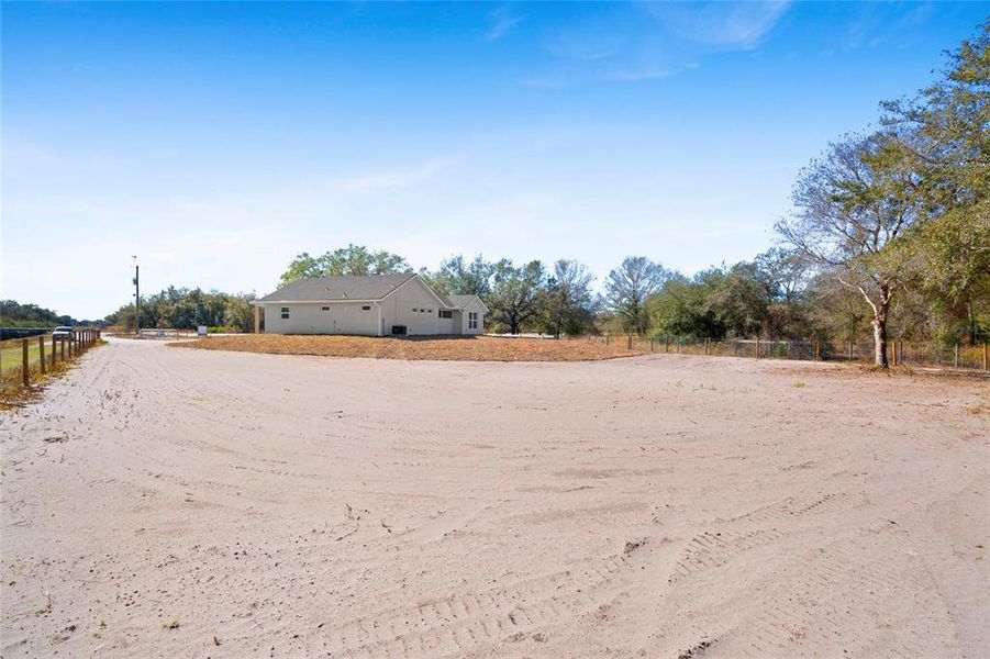 Site preparation for new homesites in , Okeechobee (Image 41).