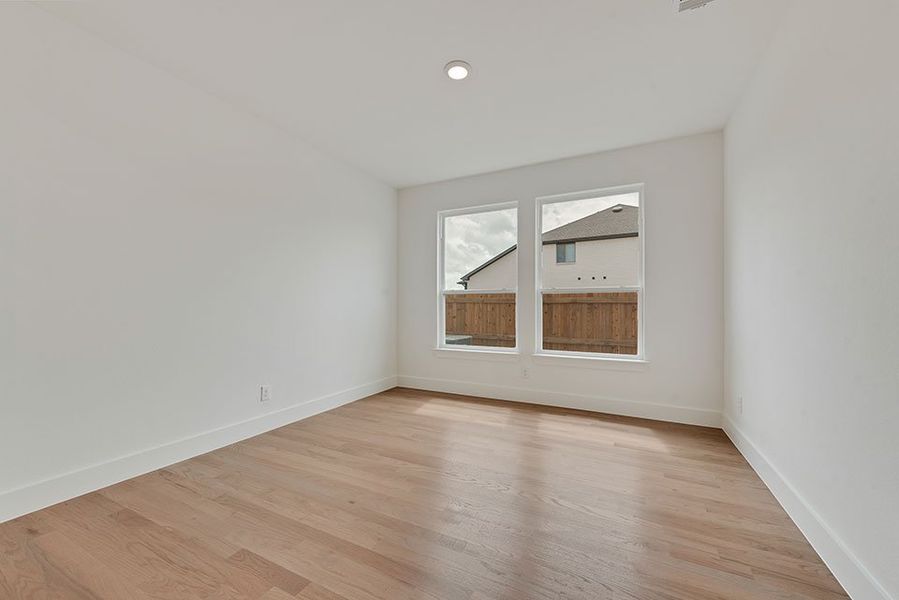 Spacious, unfurnished interior of a new home in Tavolo Park, Fort Worth (Image 30). Spacious, unfurnished interior of a new home in Tavolo Park, Fort Worth (Image 30).