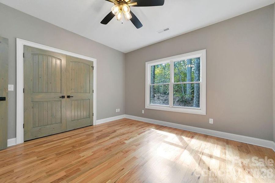 Spacious, unfurnished interior of a new home in , Brevard (Image 35).