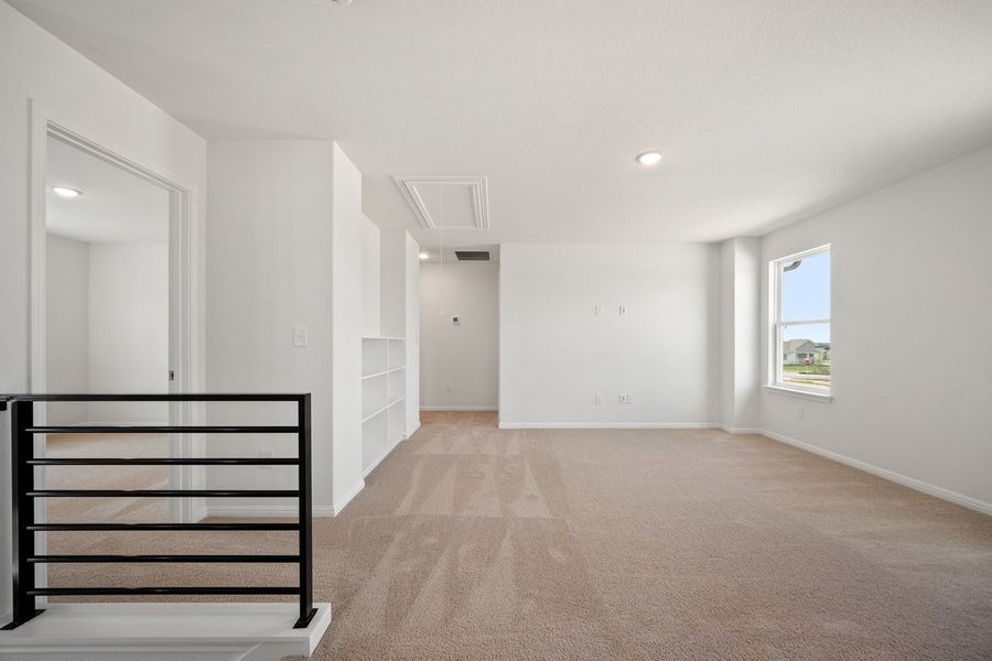 Spacious, unfurnished interior of a new home in Porter Country, Buda (Image 19). Spacious, unfurnished interior of a new home in Porter Country, Buda (Image 19).