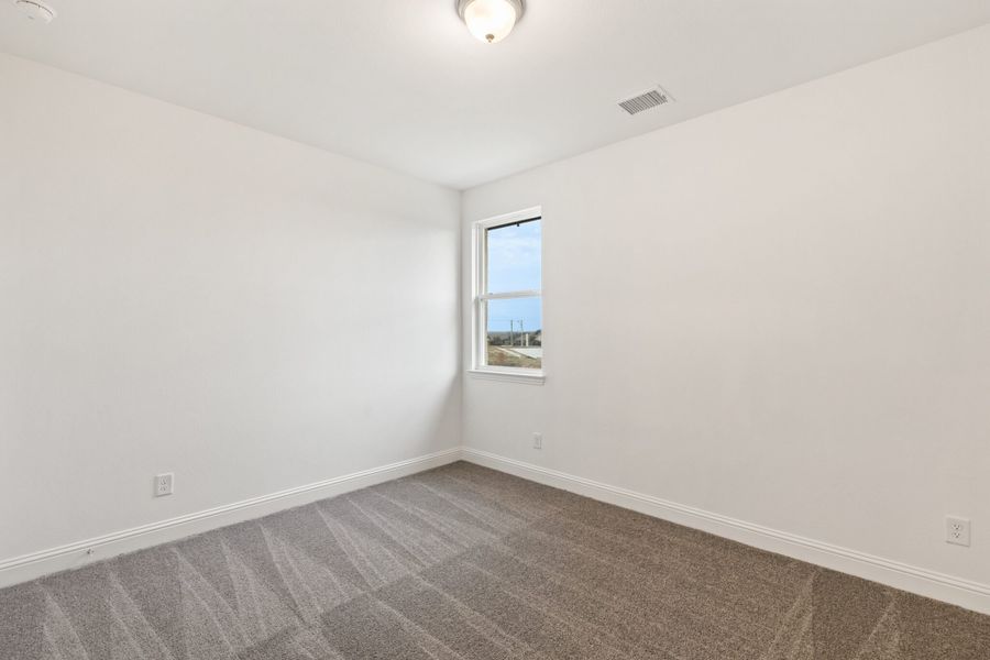 Spacious, unfurnished interior of a new home in Lake Breeze, Lavon (Image 45). Spacious, unfurnished interior of a new home in Lake Breeze, Lavon (Image 45).
