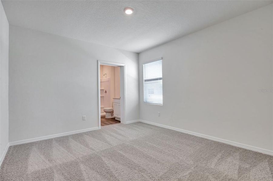 Spacious, unfurnished interior of a new home in Timberwalk, Mount Dora (Image 7). Spacious, unfurnished interior of a new home in Timberwalk, Mount Dora (Image 7).