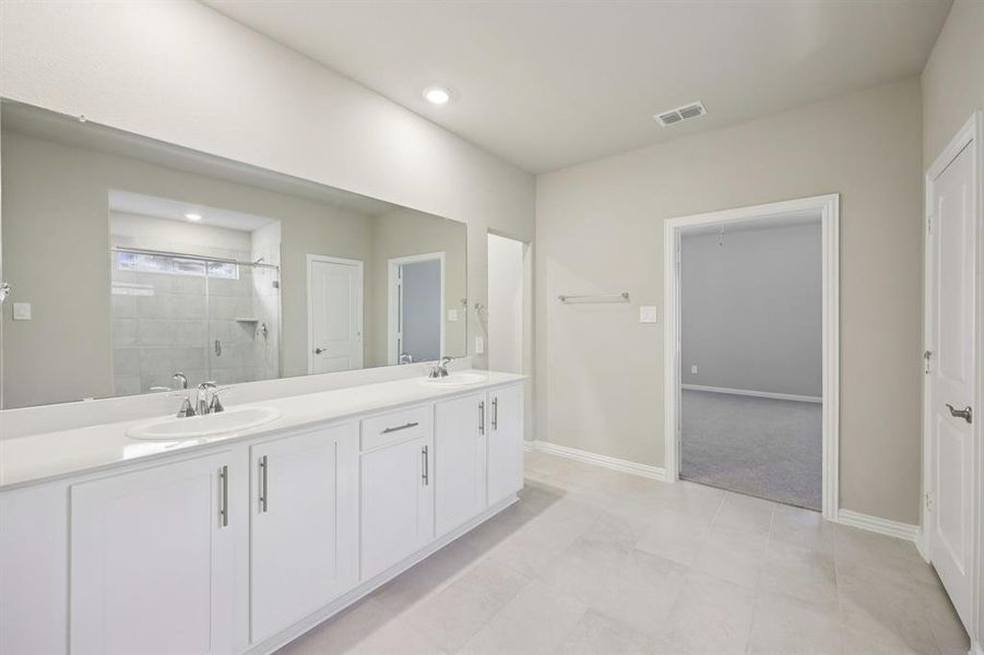 Photo is not of the actual home, but is an inspirational photo of builder’s model home and may depict options, furnishings, and/or decorator features that are not included.