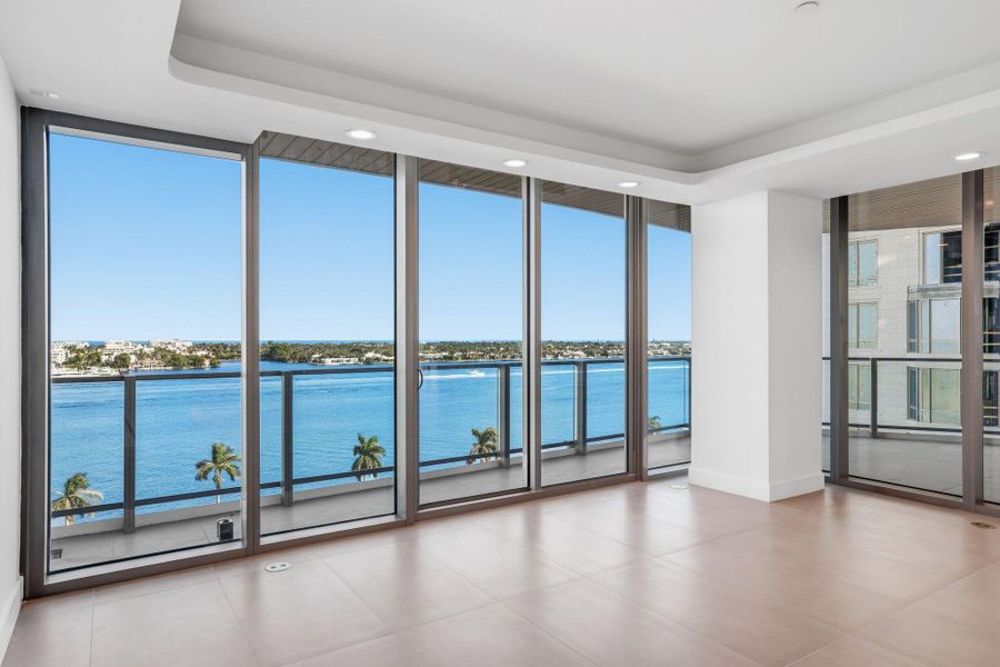 Spacious, unfurnished interior of a new home in , West Palm Beach (Image 40). Spacious, unfurnished interior of a new home in , West Palm Beach (Image 40).