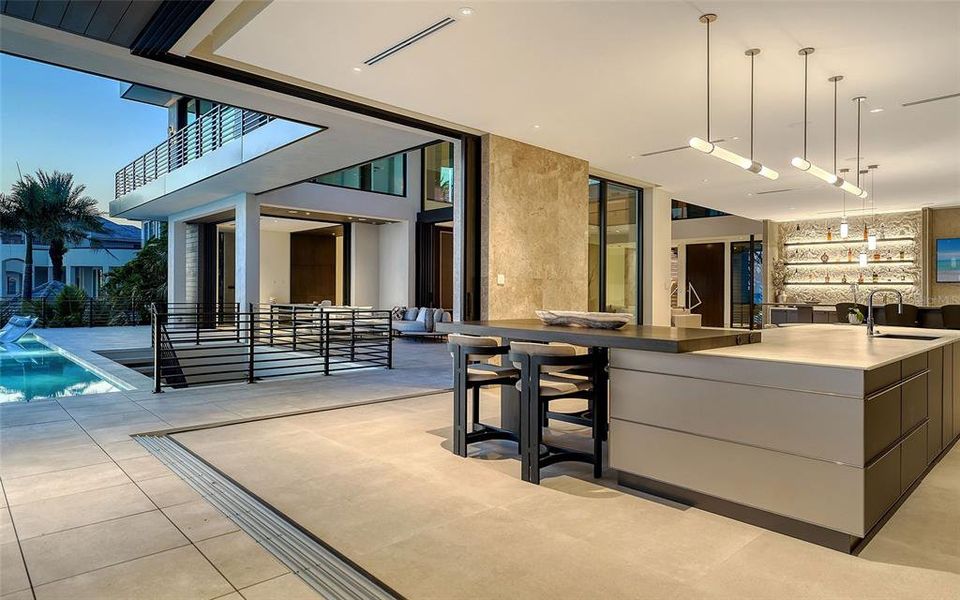 Community amenities in , Sarasota (Image 52). Community amenities in , Sarasota (Image 52).