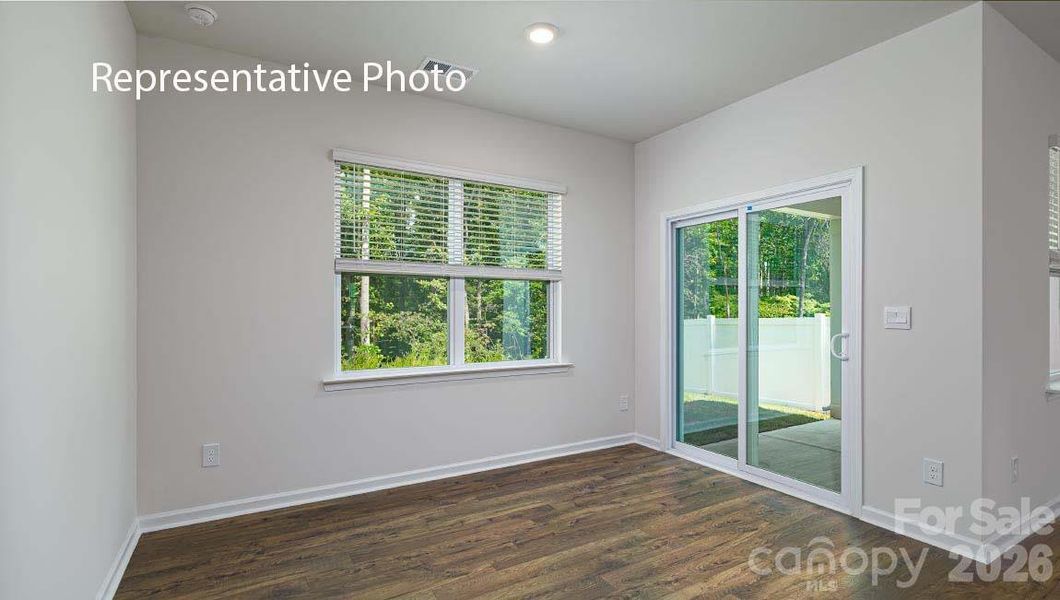 Spacious, unfurnished interior of a new home in Clark Creek Landing, Lincolnton (Image 8).