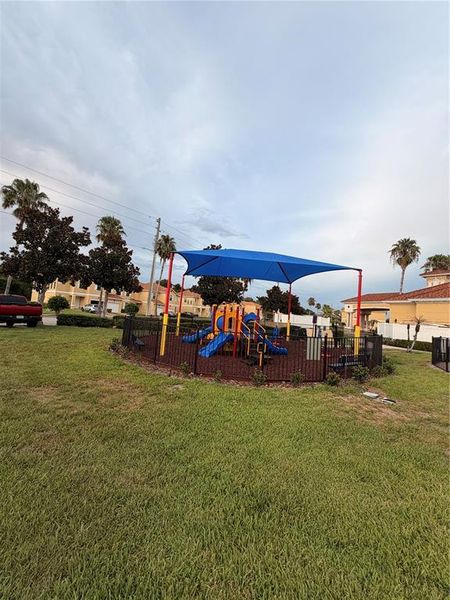 Community amenities in , Poinciana (Image 11).