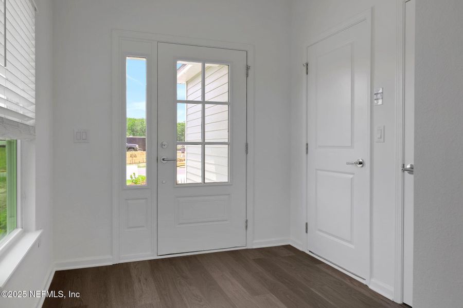 Spacious, unfurnished interior of a new home in , St. Augustine (Image 15).