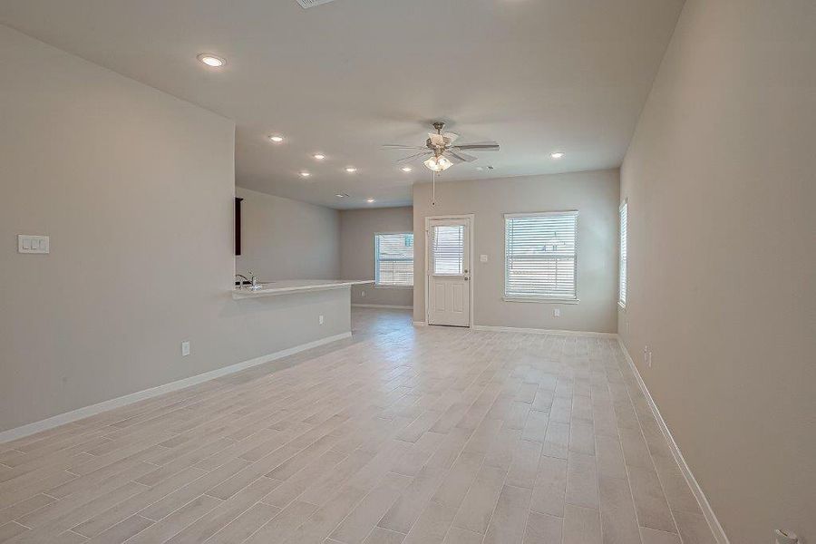 Spacious, unfurnished interior of a new home in Cypress Green, Hockley (Image 18).