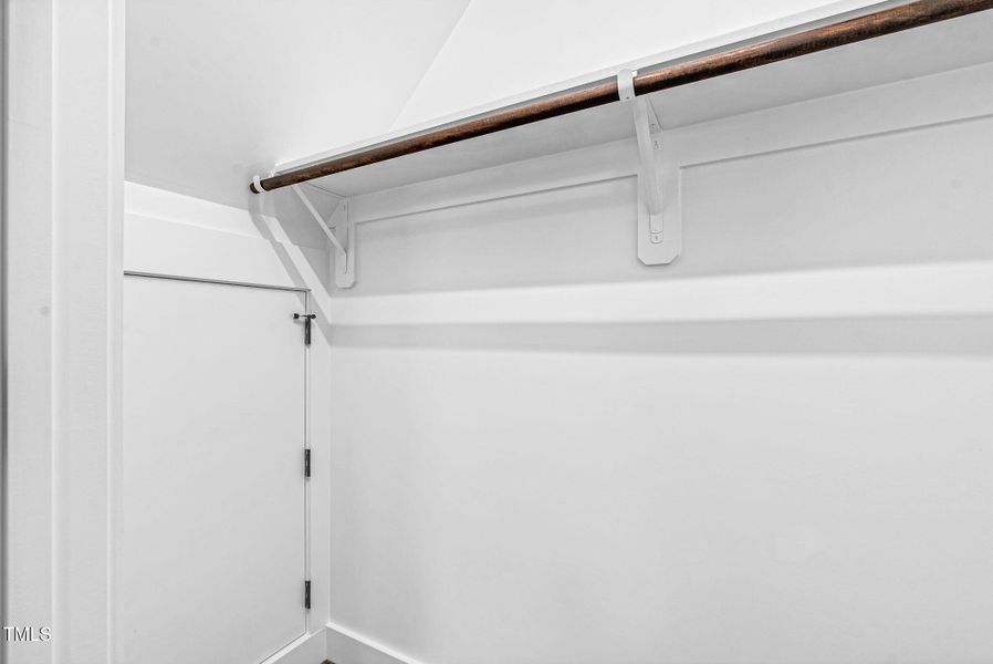 1004 Snow Peak Court-91