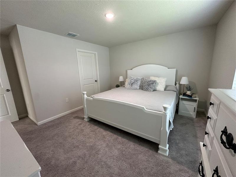 Furnished interior view inside a new home in Marion Oaks, Ocala (Image 11).