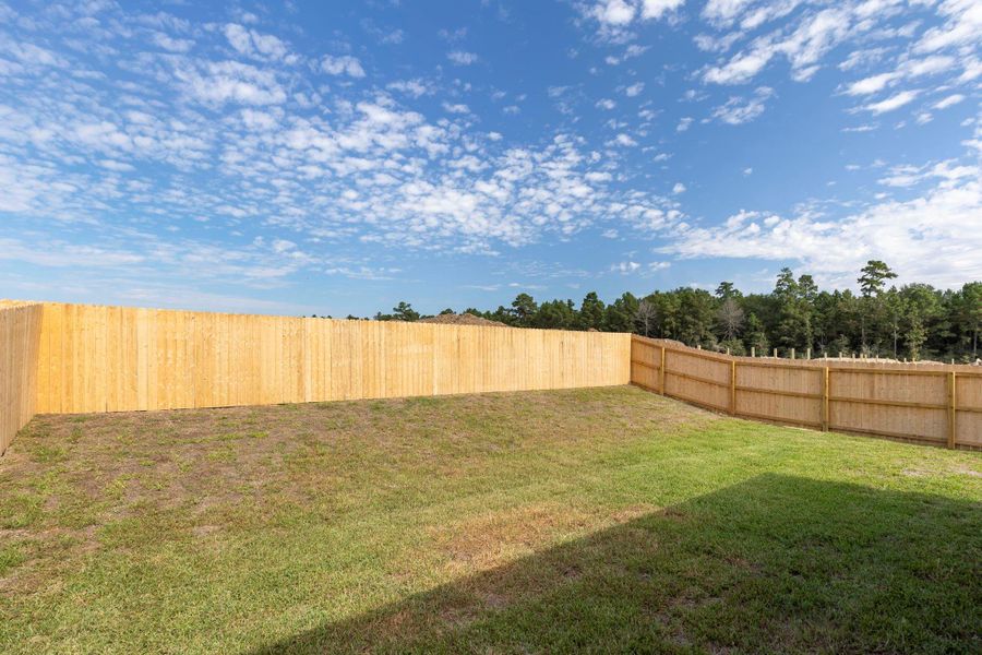 Exterior details and patio area of a home in Sterling Ridge, Huntsville (Image 24). Exterior details and patio area of a home in Sterling Ridge, Huntsville (Image 24).
