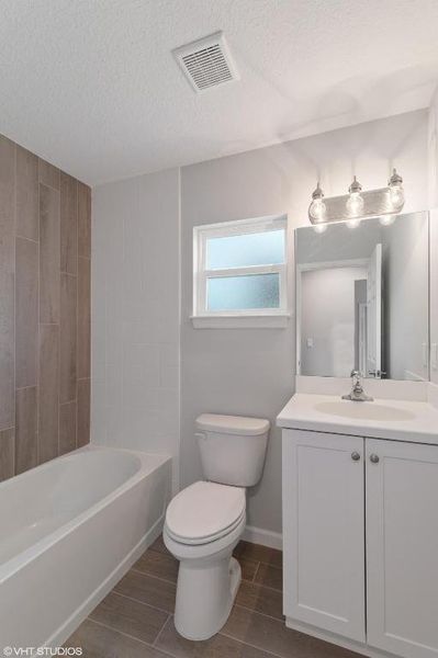 15_5139SEJackAve_8_Bathroom_HiRes