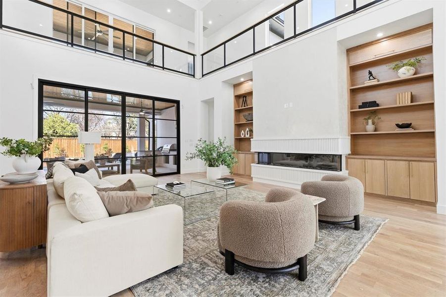 Furnished interior view inside a new home in , Dallas (Image 19).