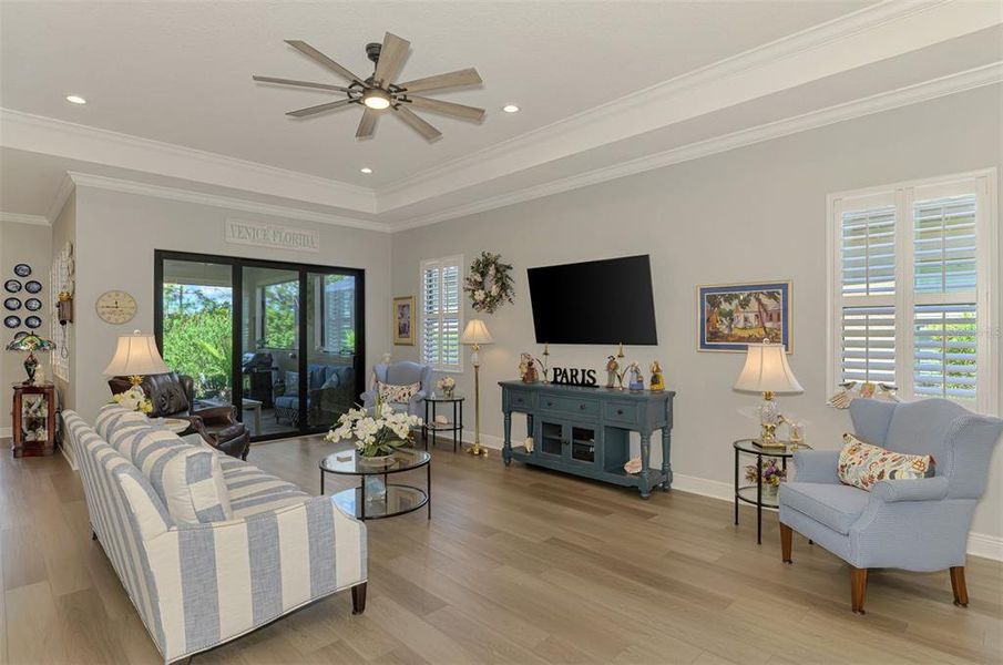 Furnished interior view inside a new home in , Venice (Image 21).