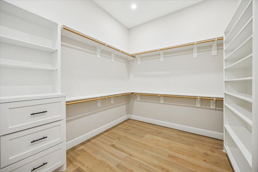 Closet 1 in Primary bedroom