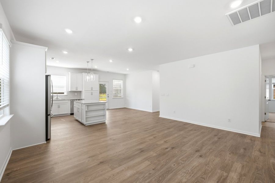 Spacious, unfurnished interior of a new home in Esplanade at Northgate, Indian Trail (Image 20).